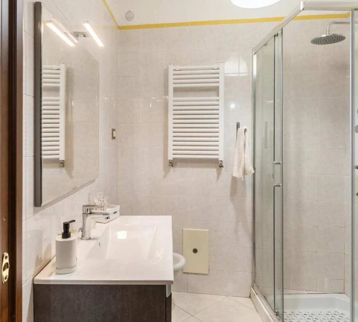 Centro Storico, B&B, Terrazza, Doccia Idromassaggio Neapol Apartmán